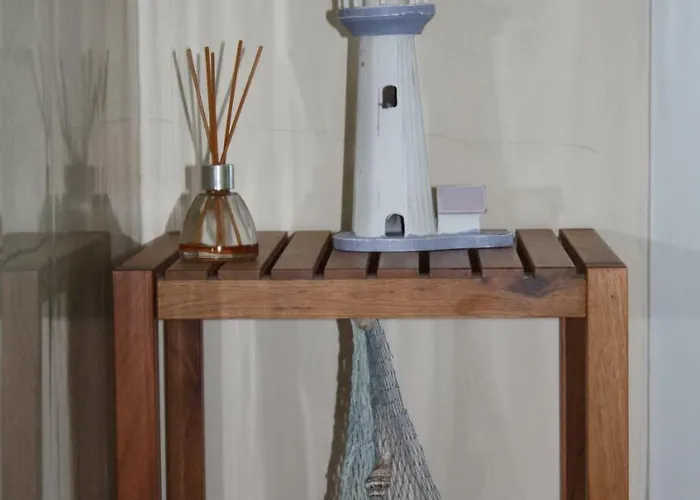 No3 By The Sea * ウィットビー